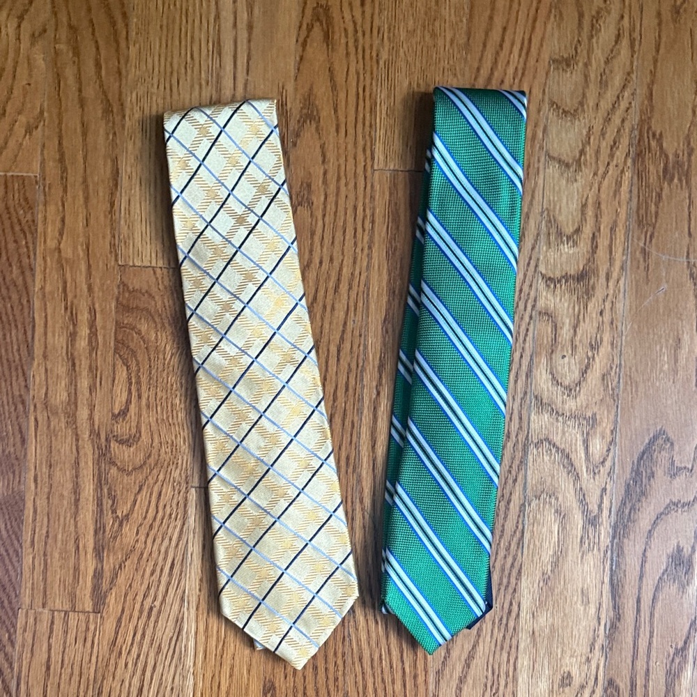 Tommy Hilfiger Yellow Diamond-Pattern Necktie and Green Striped Necktie Set